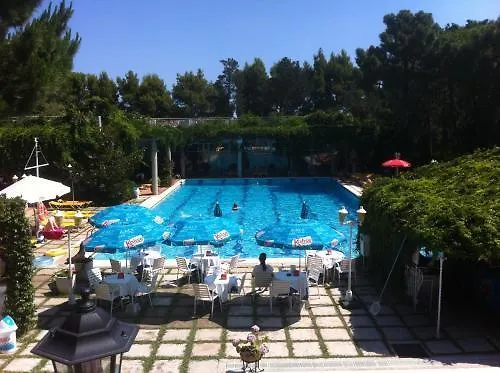 Gri-mar Otel Llança